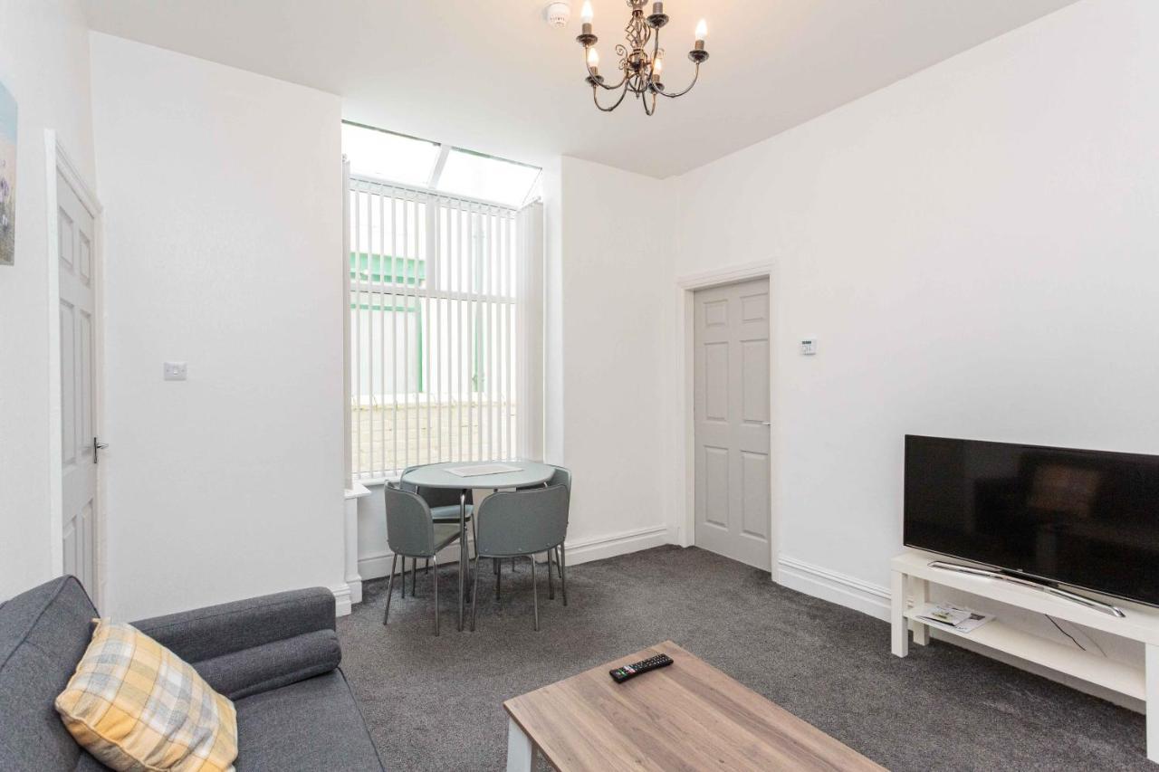 Cherry Property - Cherry Suite Blackpool Luaran gambar